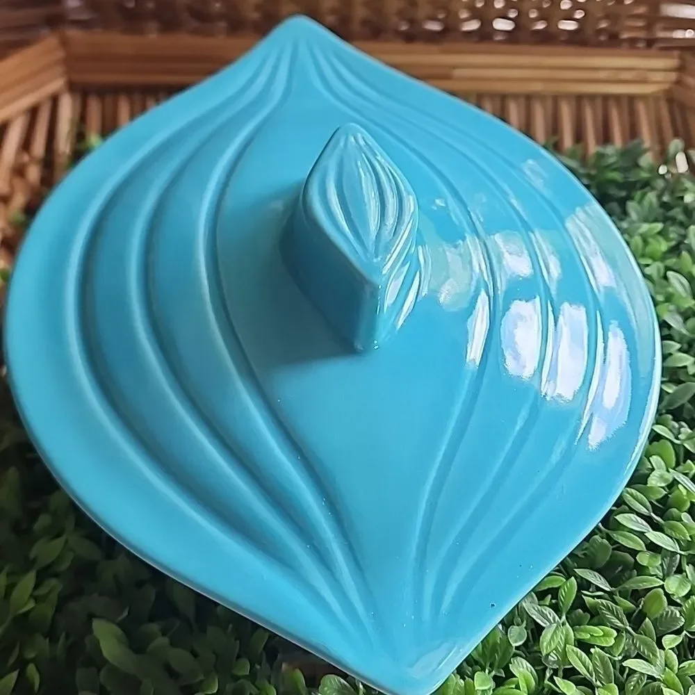 Vintage 60's Ceramic Leaf Shaped Lid With Bowl